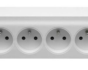 PM5U-FR - APC Essential SurgeArrest 5 outlets with 5V, 2.4A 2 port USB Charger 230V France - APC 2 PM5U-FR - APC Essential SurgeArrest 5 outlets with 5V, 2.4A 2 port USB Charger 230V France - APC Prix Maroc